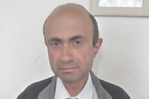 'Sahte doktor' Kaymakam'ı makamında dolandırmaya kalkıştı