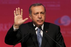 İzmir'de Cumhurbaşkanına hakaretten tutuklama