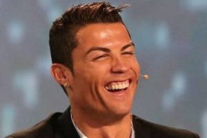 Cristiano Ronaldo fırsatı ka&ccedil;ırmadı!