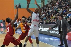 Muratbey Uşak Sportif''ten zirveye damga