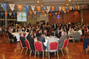 Ak Parti Bursa Osmangazi il&ccedil;e teşkilatı se&ccedil;im sonu&ccedil;larını değerlendirdi