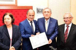 MHP'li Ayhan: Genel Başkanımızın &ccedil;izgisinde kırıklık yok