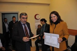 HDP Hakkari milletvekilleri mazbatalarını aldı