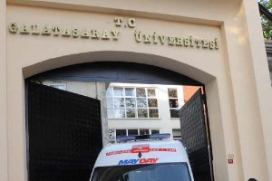 Galatasaray &Uuml;niversitesi'nde asans&ouml;r kazası: 1 &ouml;l&uuml;
