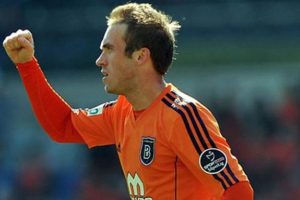 Beşiktaş'ta kanat operasyonu