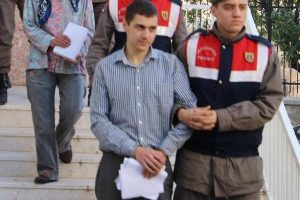 Cinayet ş&uuml;phelisi, akıl sağlığının yerinde olmadığını iddia etti