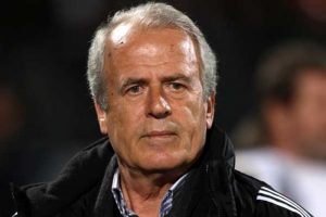 Trabzon'da Mustafa Denizli sesleri