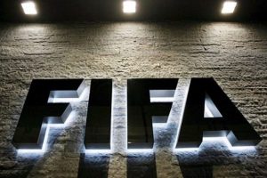 FIFA, başkanlık yarışındaki 5 adayı a&ccedil;ıkladı
