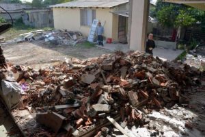 Patlayan kolonya imalathanesi ruhsatsız &ccedil;ıktı