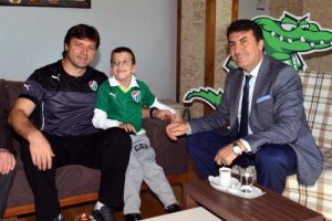 Bursasporlu minik Yusuf'un hayali ger&ccedil;ek oldu