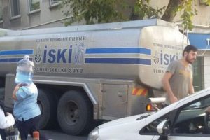 Fatih'te sular kesildi Cerrahpaşa Tıp Fak&uuml;ltesi susuz kaldı