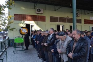 Gemlik'teki cinayette &ouml;len gen&ccedil; kadın toprağa verildi