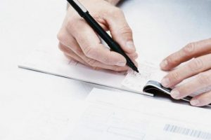 Karşılıksız &ccedil;ekte b&uuml;y&uuml;k artış