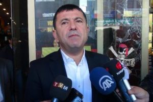 Ağbaba: T&uuml;rkiye'de artık hi&ccedil;bir şey &ouml;zg&uuml;r değil