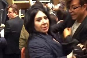 Nur Yerlitaş'tan 'g&ouml;rg&uuml;s&uuml;zl&uuml;k' a&ccedil;ıklaması