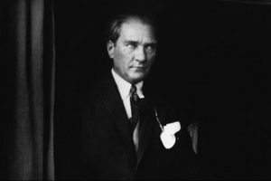 Atat&uuml;rk'le ilgili yanlış bilinen doğrular!