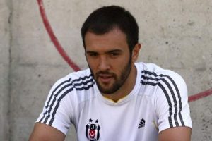 Serdar Kurtuluş idmana katılmadı