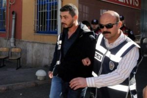 Sevgilisini silahla yaralayan firari h&uuml;k&uuml;ml&uuml; yakalandı