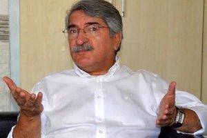 CHP'li Sağlar: Manisa'daki olay hukuksuzluğun tezah&uuml;r&uuml;
