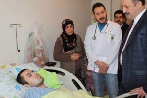 Annesinin yaptığı masajla adeta yeniden doğdu
