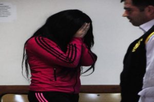 Eski sevgiliyle kuyumcuya tuzak kurup ka&ccedil;ırdılar