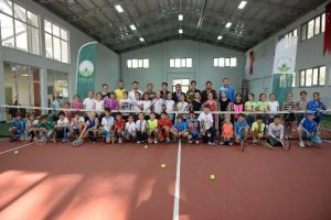 Bursalı minik tenis&ccedil;iler yeteneklerini sergiledi