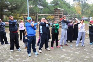 Bursa Nil&uuml;fer Belediye Başkanı Bozbey sabah sporunda