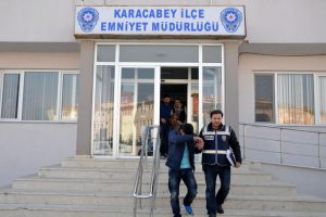 Bursa Karacabey'de hırsızlar b&ouml;yle yakalandı!