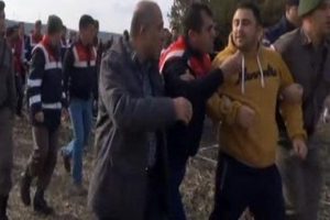 &Uuml;nl&uuml; bal satıcısı dolandırıcılıktan g&ouml;zaltında