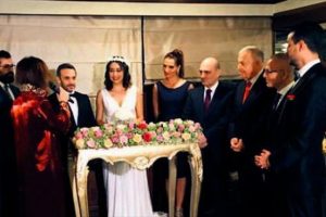 İskenderun'dan d&uuml;ğ&uuml;ne &ouml;zel baklava getirtildi...