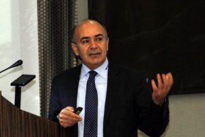 Suriyeli g&ouml;&ccedil;menler Bursa'da kalıcı olacak!