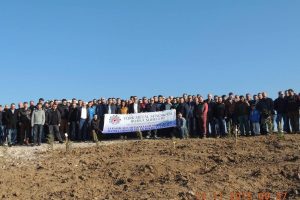 T&uuml;rk Metal Sendikası &uuml;yeleri Bursa'da fidan dikti