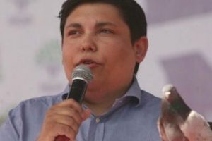Syriza &uuml;yesi mitingde konuştu diye yedi HDP'linin &uuml;&ccedil; yıl hapsi istendi