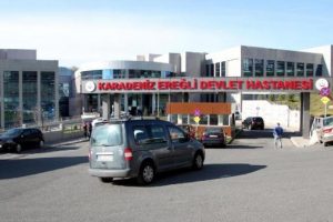 Hastane acil servisinde k&ouml;pek ameliyatına inceleme