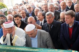 Murat Yenice son yolculuğuna uğurlandı