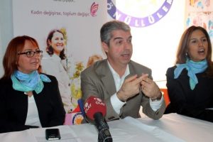 Bursa'da eğitim g&ouml;n&uuml;ll&uuml;lerinden "Kelebeğin D&uuml;nyası Projesi"ne destek