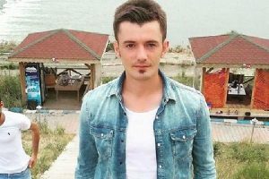 Muş'ta mağazada &ccedil;alışan kızı yaraladı, intihar etti
