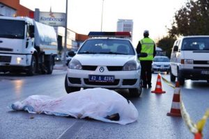 Konya'da trafik kazası: 1 &ouml;l&uuml;