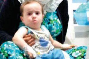 11 aylık Fatih, tespih tanesinin deliğinden yaşama tutundu