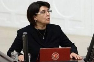 Zana'nın K&uuml;rt&ccedil;e ifadesi tutanağa 'x' diye ge&ccedil;ti