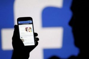 'Facebook'ta herkese a&ccedil;ık fotoğrafı almak su&ccedil; değil'