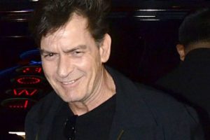 Charlie Sheen HIV pozitif olduğunu a&ccedil;ıkladı...