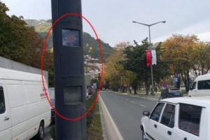 Bu direği g&ouml;rmediyseniz cezayı yediniz!