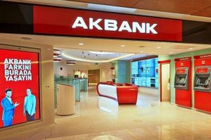 Akbank, Apple TV'da yar alan ilk banka oldu