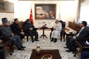 Kafkasya M&uuml;sl&uuml;manları Diyanet'i ziyaret etti