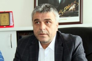 "Ara transferde hi&ccedil;bir oyuncumuzu satmayacağız, almayacağız da"