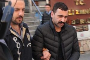 Otomobili kurşunlayan saldırgan aranıyor