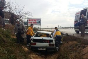 Kastamonu'da otomobil takla attı: 3 yaralı