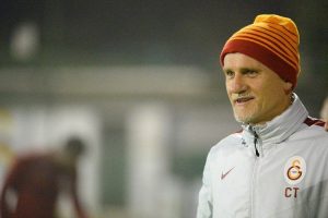 Galatasaray'da takımı Taffarel &ccedil;alıştırdı