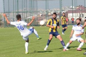 Bursa Nil&uuml;ferspor seyircisiz oynayacak